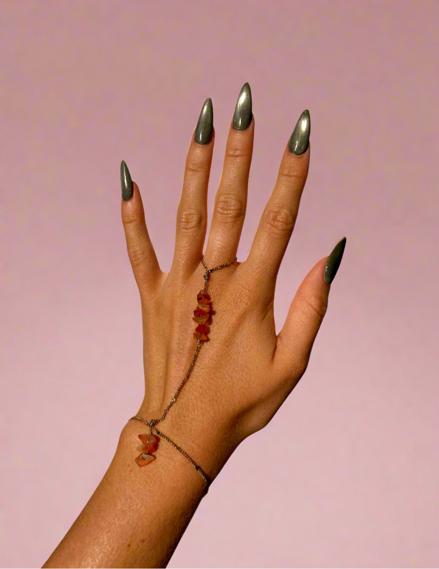 Cornaline hand jewelry