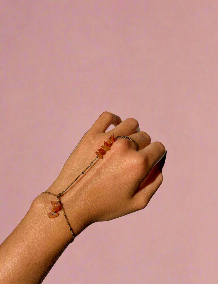 Cornaline hand jewelry