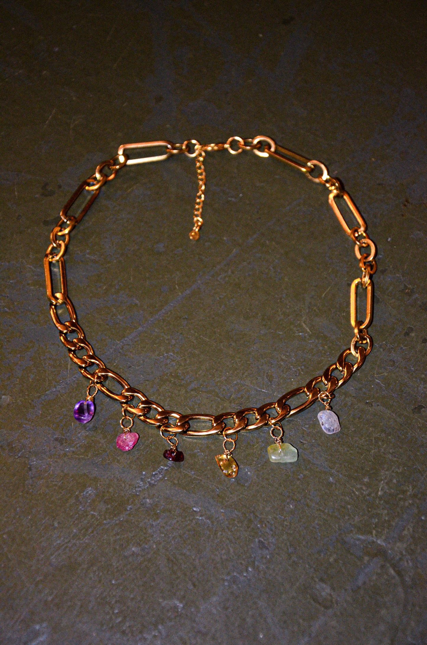 Collier 6 pierres Arc-en-ciel