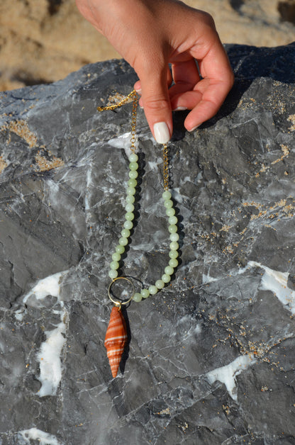 Collier Perles et véritable coquillages